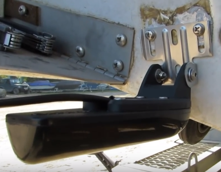 Крепление датчика эхолота Garmin